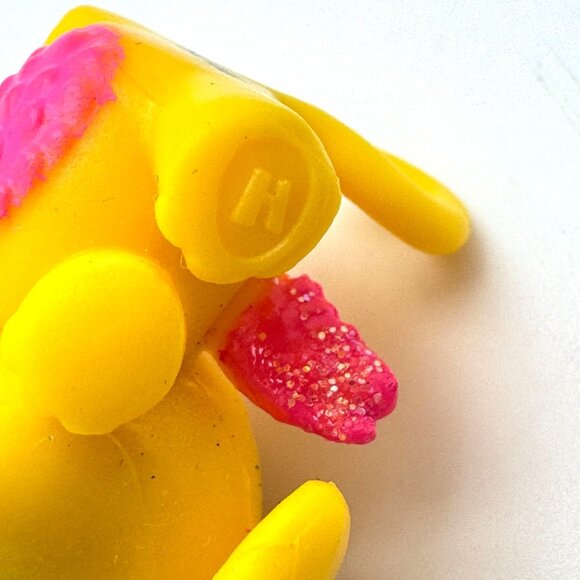 Hatchimals Colleggtibles Season 1 Yellow Elefly Elephant Figure Pink Wings 1.5" - Picture 8 of 8